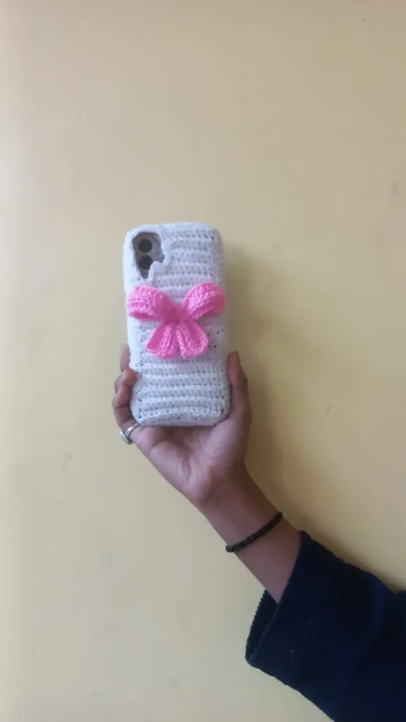 crochet handmade phone cover for samsung galaxy m32 model with plastic cover inside